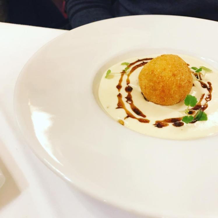 Restaurant quatrième mur - bordeaux - un café avec Clémentine