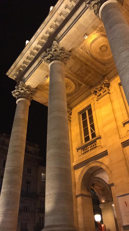 Restaurant quatrième mur - bordeaux - un café avec Clémentine