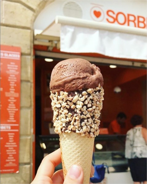 Glaces Bordeaux - Un café avec Clémentine